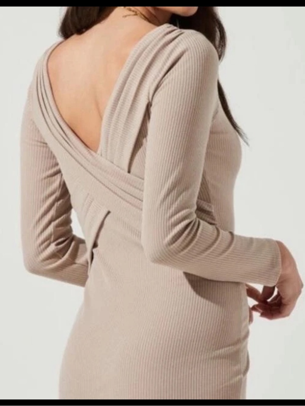 ASTR Long Sleeve V-Back Ribbed Midi Dress in Light Beige NEW Size Small Cross - Picture 7 of 10